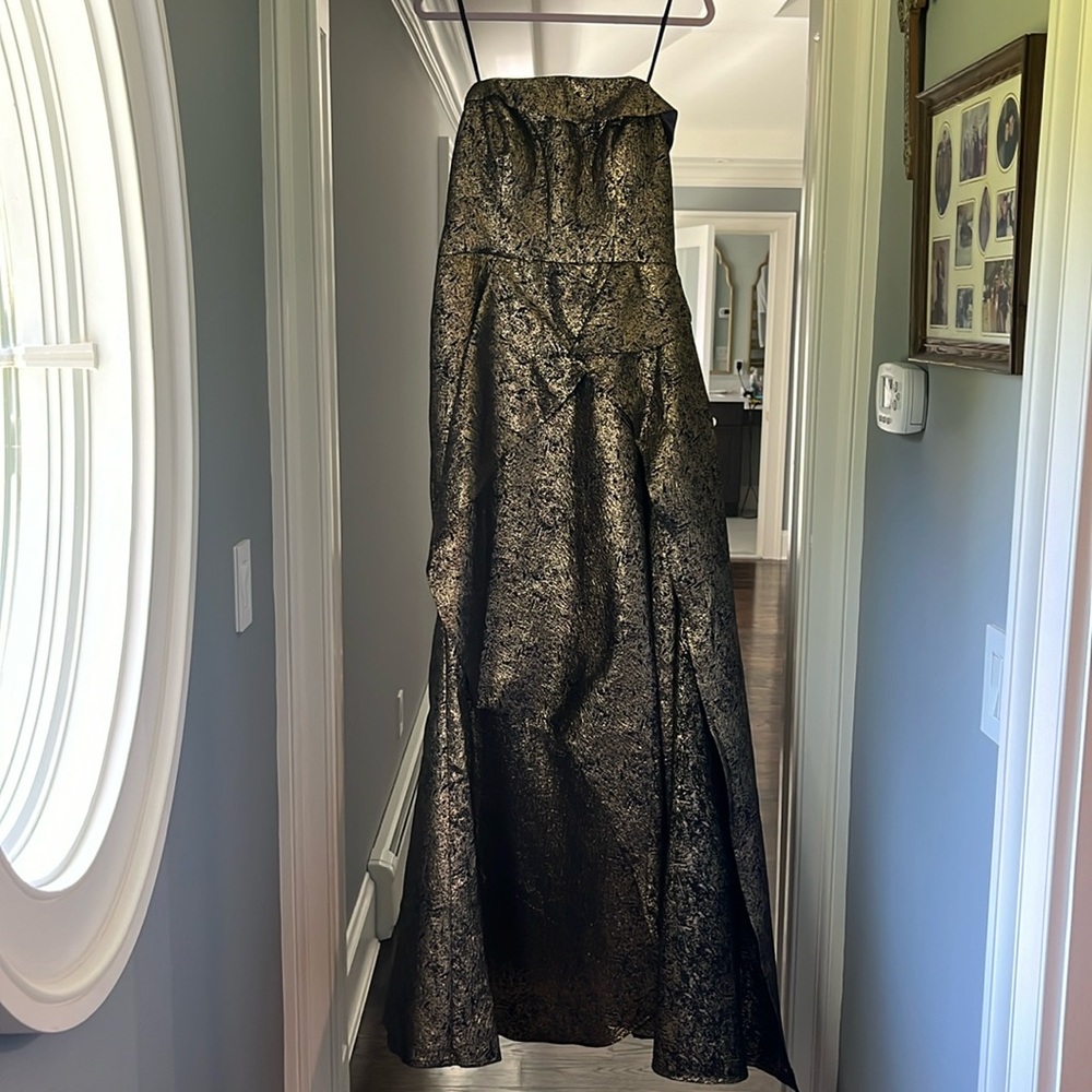 STUNNING BARIANO BLACK TIE EVENING GOWN